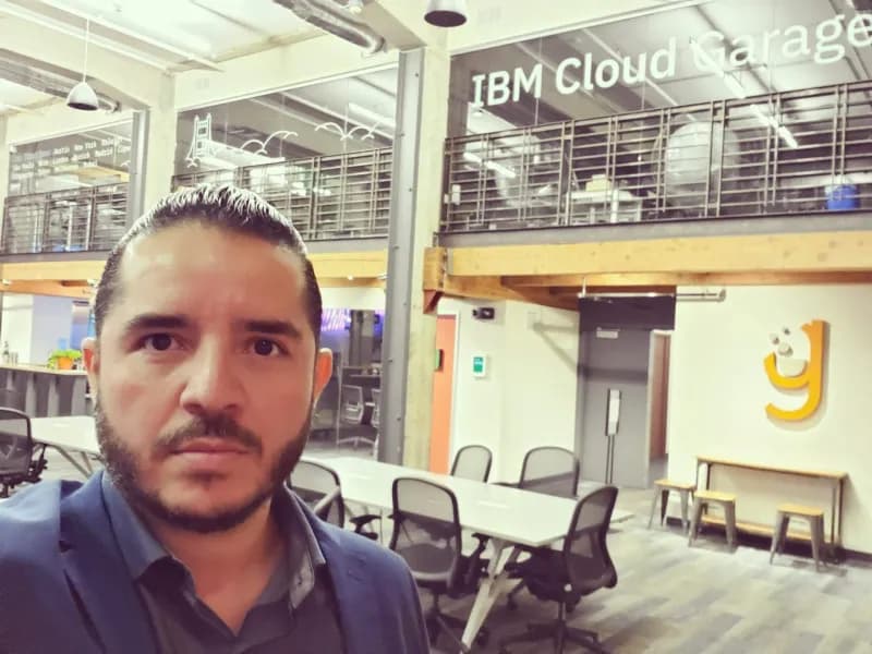 Leandro no IBM Cloud Garage em San Francisco